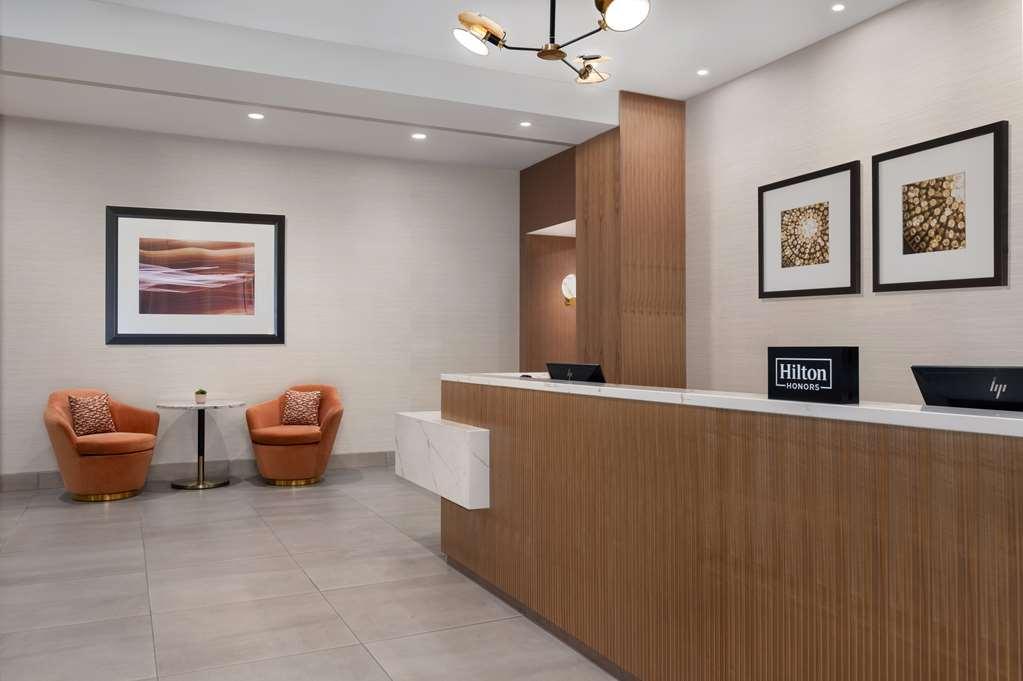 Doubletree By Hilton Las Vegas East Flamingo Interior photo