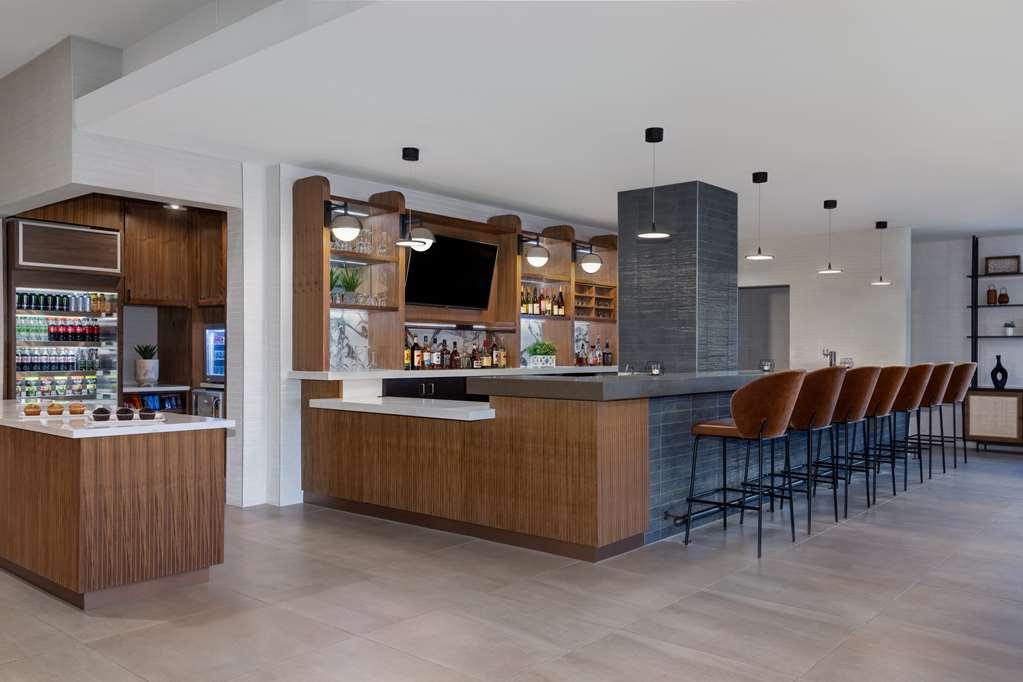 Doubletree By Hilton Las Vegas East Flamingo Restaurant photo