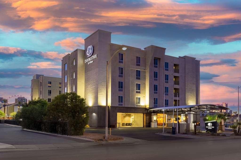 Doubletree By Hilton Las Vegas East Flamingo Exterior photo