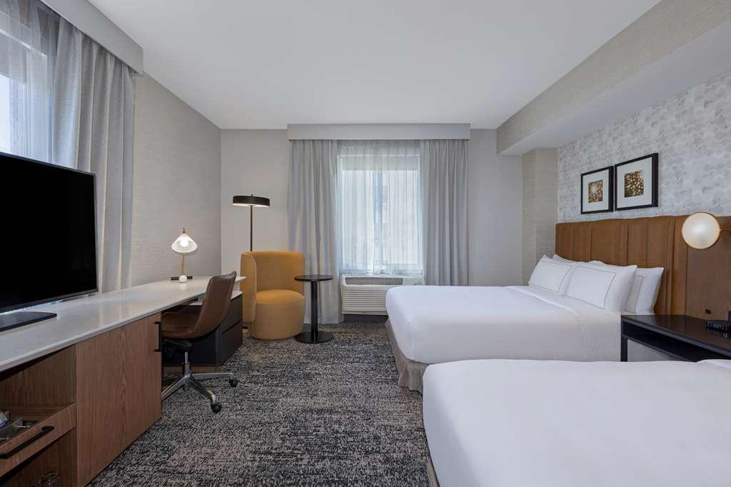Doubletree By Hilton Las Vegas East Flamingo Room photo